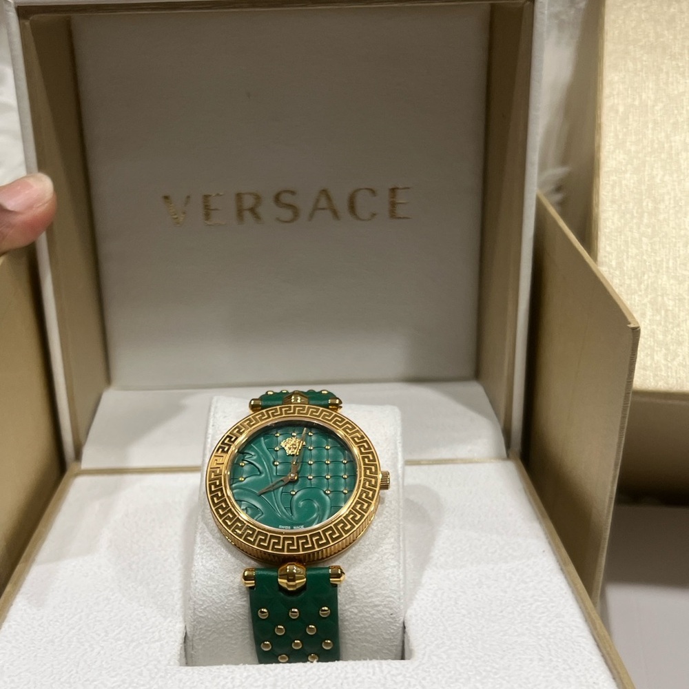 Versace VANITAS Swiss Quartz Green Leather Watch 40mm Authentic - Picture 13 of 13